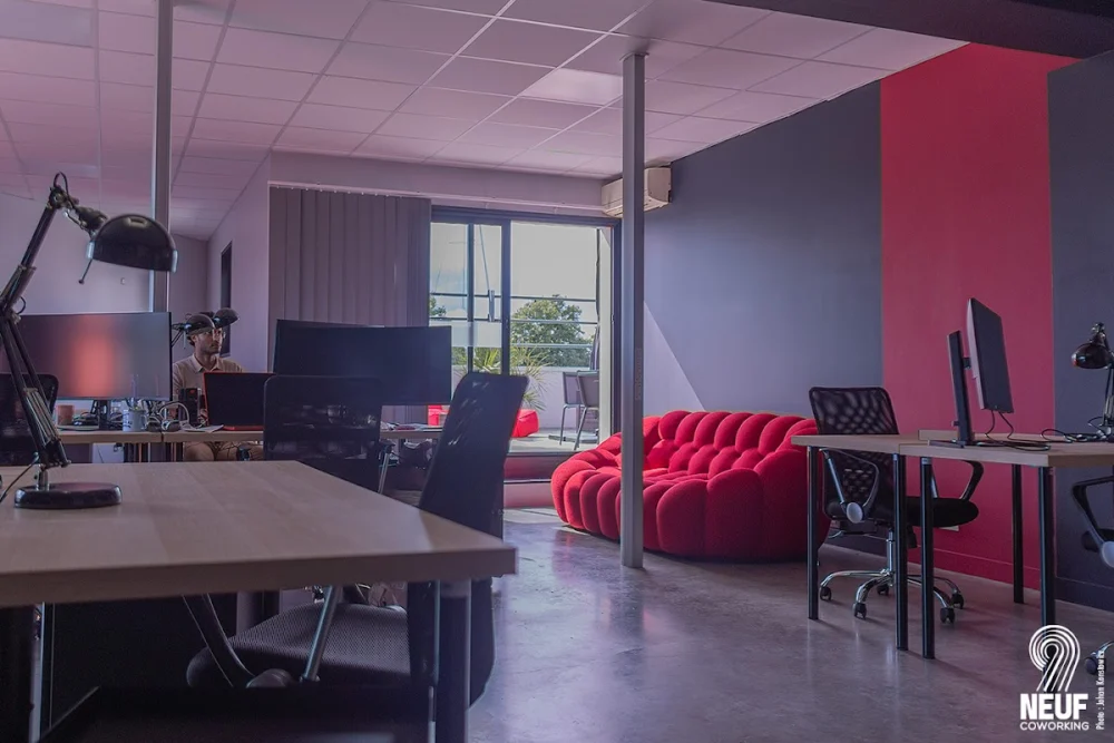 9 Coworking à La Rochelle | Location de bureaux - Salle de réunion