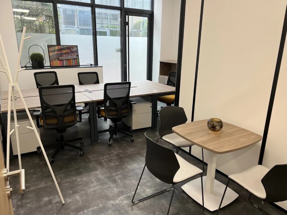 Coworkea - Coworking Vanves - Gare Vanves Malakoff