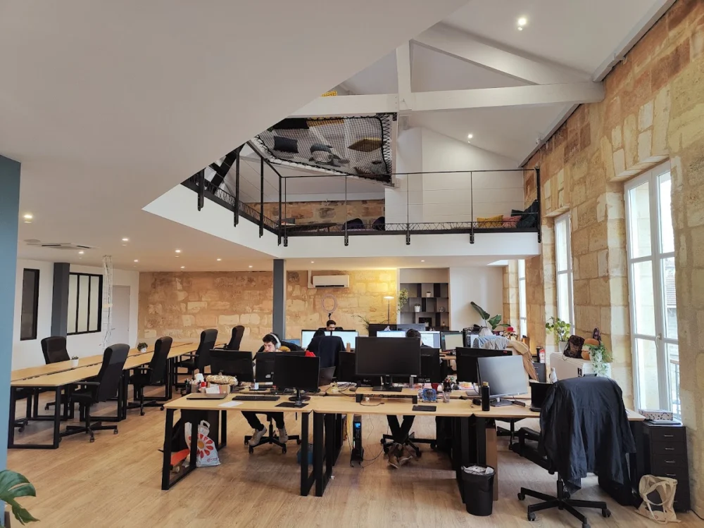 Coworking Bordeaux I GAROGO - Atelier Canteloup l Coworking, Location Salles de reunion, conférence et événements