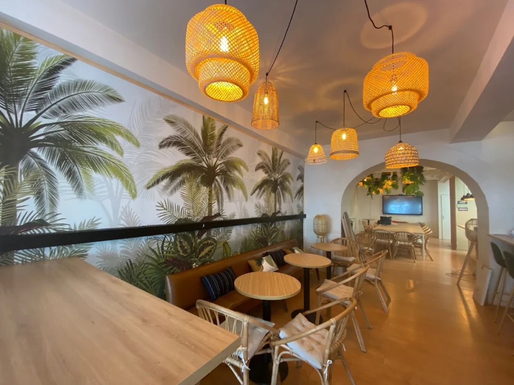 Coworking Café