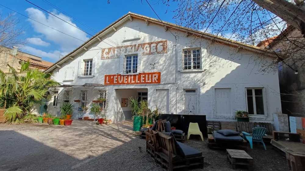 L'éveilleur - tiers-lieu culturel - Avignon