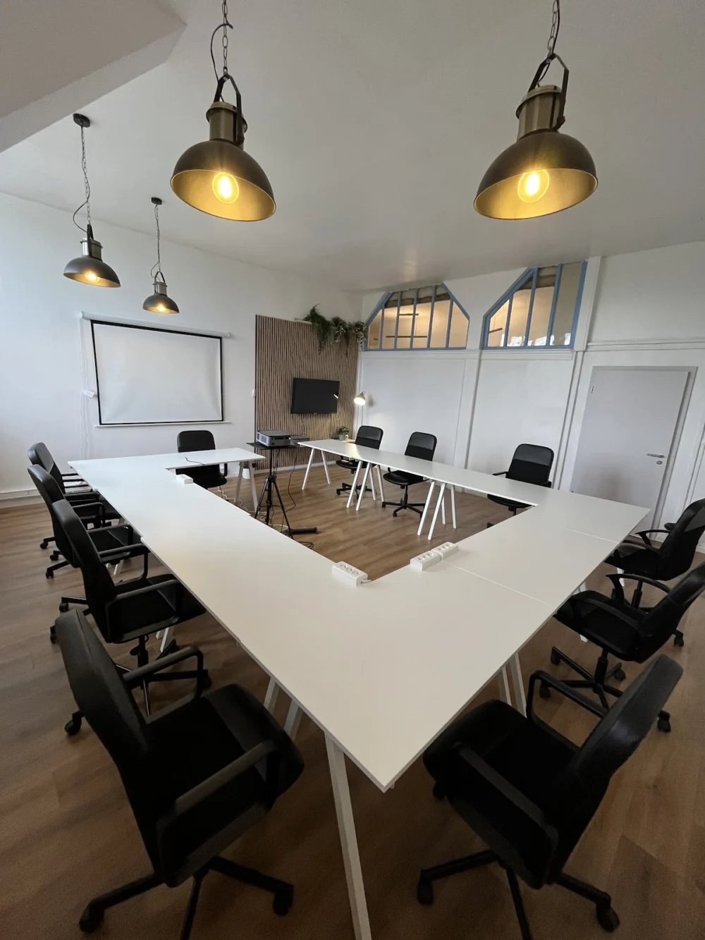 ROCKET TOWER (PLACE DE HAGUENAU) Espace de coworking
