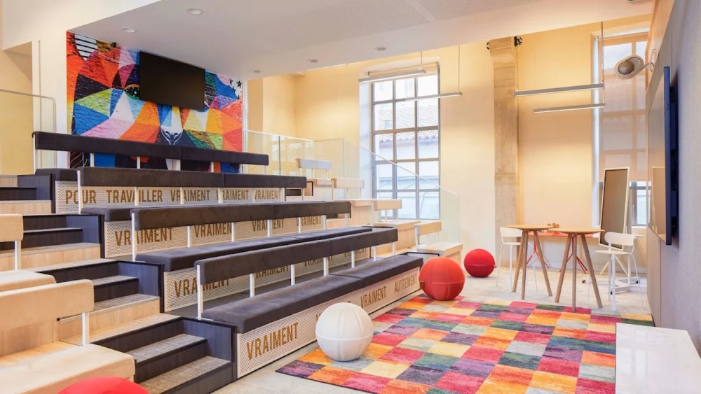 Wojo Coworking Lyon 2e Grand Hôtel-Dieu | Location bureaux & salles de réunion