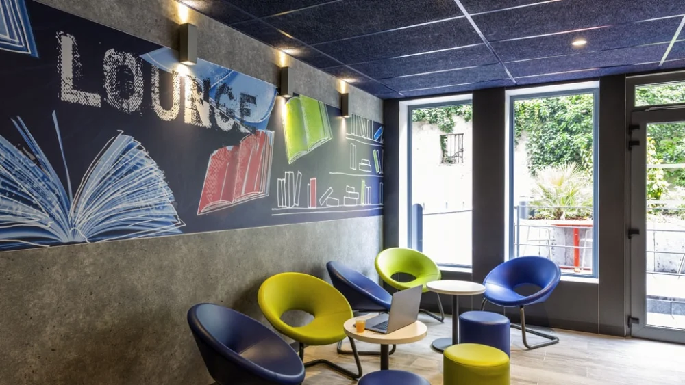 Wojo Coworking Paris - Ibis Budget Clichy Mairie
